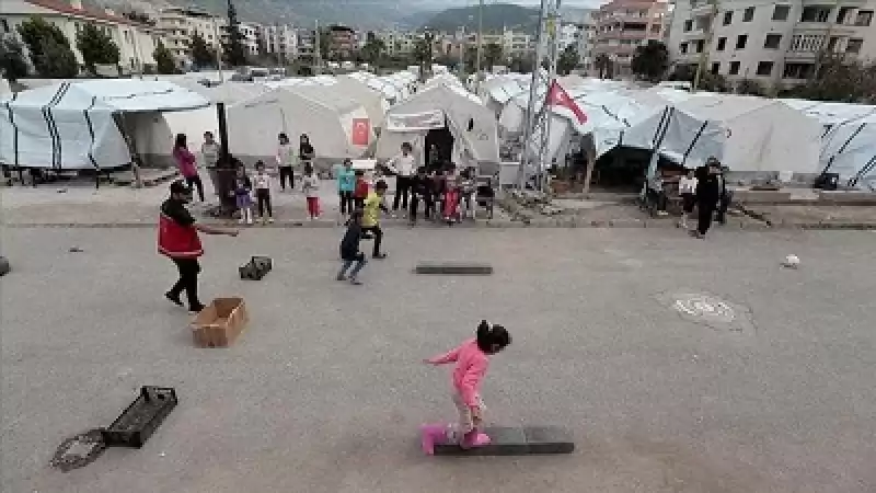 İskenderun’da Depremzede çocuklar “SURVİVOR Parkuru”nda Eğlendi