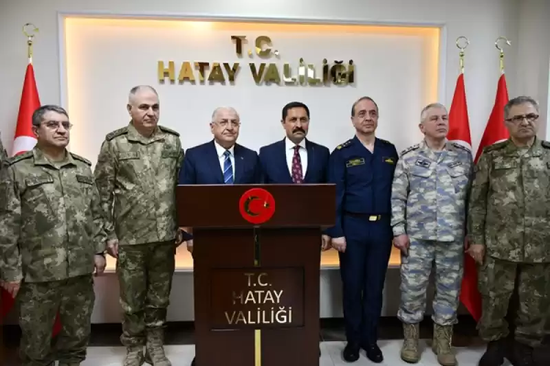 Milli Savunma Bakanı Yaşar Güler, Hatay Valiliğini Ziyaret Etti 