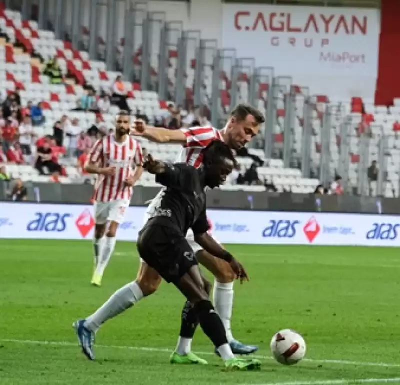 Hatayspor Antalya'da üstünlüğünü Koruyamadı 2-1