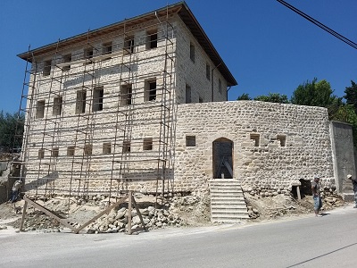 Samandağdaki tarihi yapının restorasyonu sürüyor