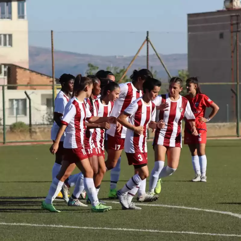Hatayspor Kadın Futbol Takımı Yarın Beşiktaş’ı Ağırlıyor Hedef 3 Puan