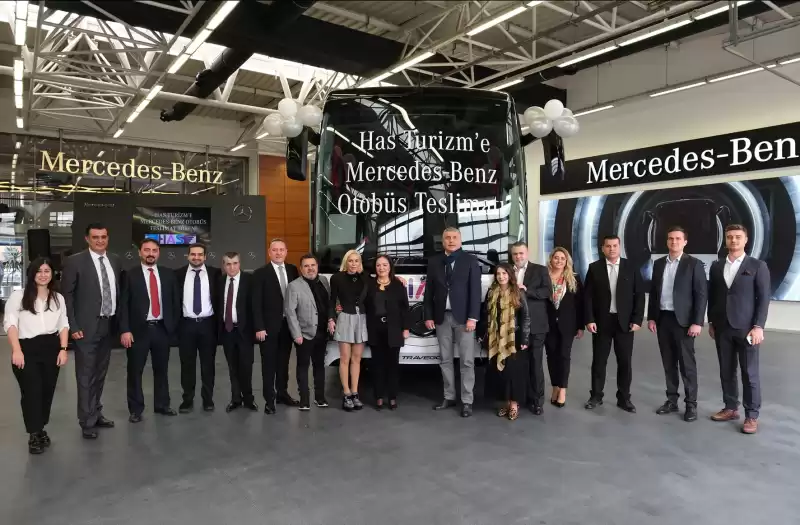 Mercedes-Benz Türk, Has Turizm’e 3 Adet Tourismo 16 Ve 1 Adet Travego 16 Teslim Etti