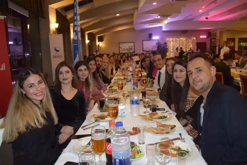 Sınav’da öğretmenlerin Gecesi