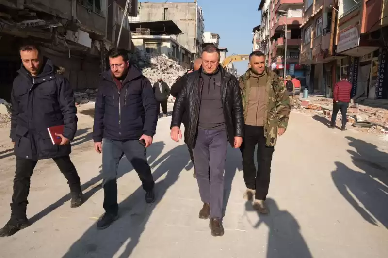 Sevdiklerimizin Hatıraları Için Dimdik Ayakta Olacağız