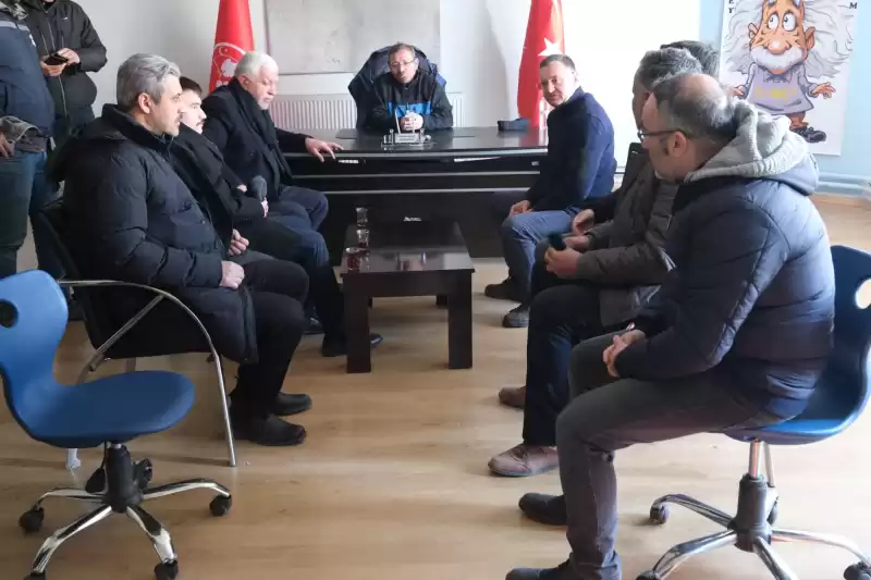 Sevdiklerimizin Hatıraları Için Dimdik Ayakta Olacağız