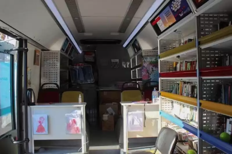 Şırnak’tan Gelen Gezici Kütüphane İskenderunlu Depremzede çocukların Hizmetinde