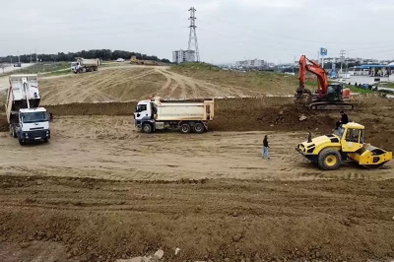 Hatay'da Depremzede Esnaf Için 1861 Prefabrik Iş Yeri Kuruluyor