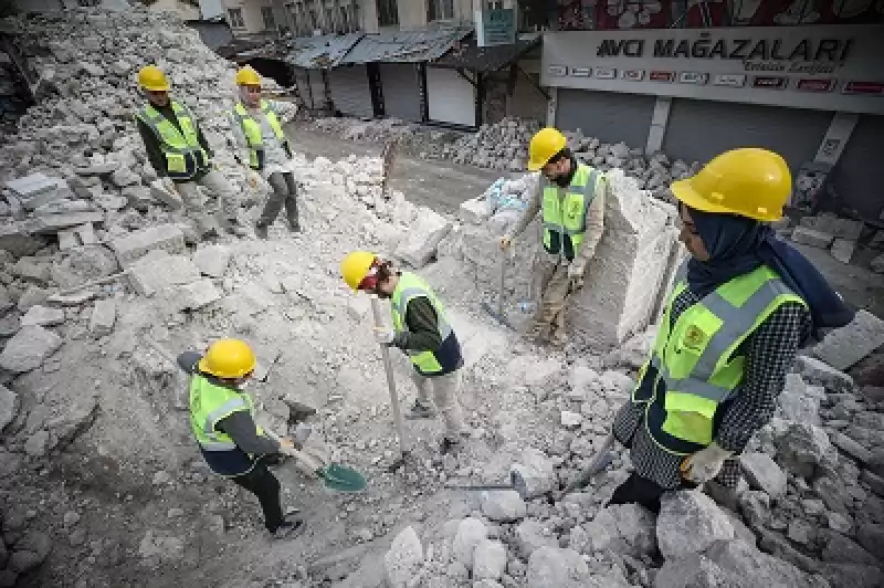 Hatay'daki Kültür Varlıklarını Kurtarma çalışmalarına üniversitelerden öğrenciler De Katılıyor