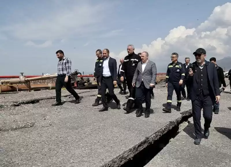 Bakanlar Varank Ve Dönmez, İskenderun'da Bazı Sanayi Tesislerini Inceledi