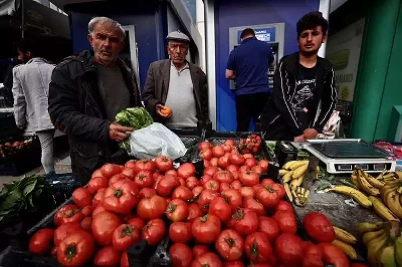 Samandağ Esnafı Zor Günlerde Hizmet Verebilmek Için Iş Yerlerini Açıyor