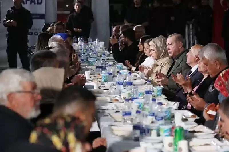 Cumhurbaşkanı Erdoğan, Hatay’da Depremzede Ailelerle Iftar Programında Konuştu