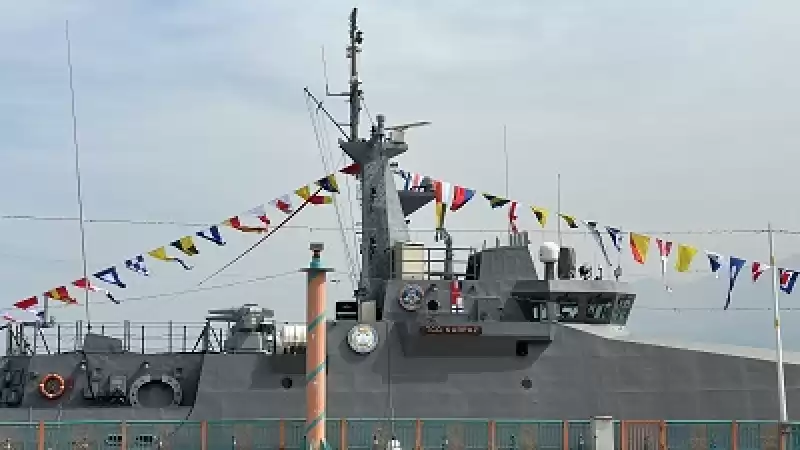 İskenderun Limanı'na Demirleyen Savaş Gemisi TCG Karpaz, 23 Nisan Dolayısıyla Ziyarete Açıldı