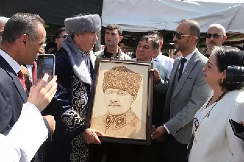 Ata İttifakı Cumhurbaşkanı Adayı Oğan, Depremlerden Etkilenen Hatay'da Konuştu