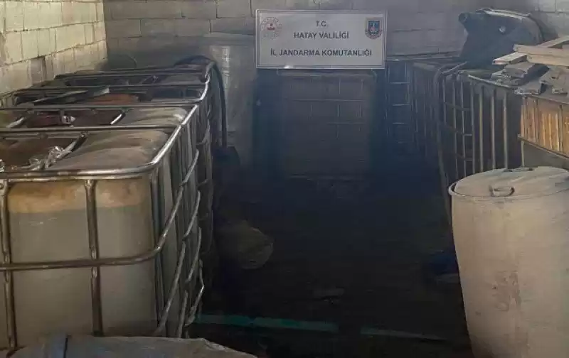 Hatay'da 5 Bin 350 Litre Kaçak Akaryakıt Ele Geçirildi 