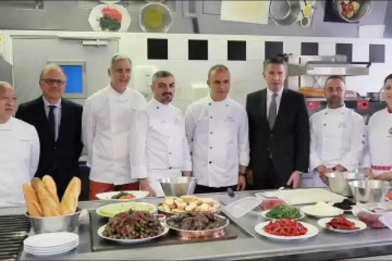 Paris’te Türk Mutfağı Haftası’nda Hatay Yemekleri Tanıtıldı