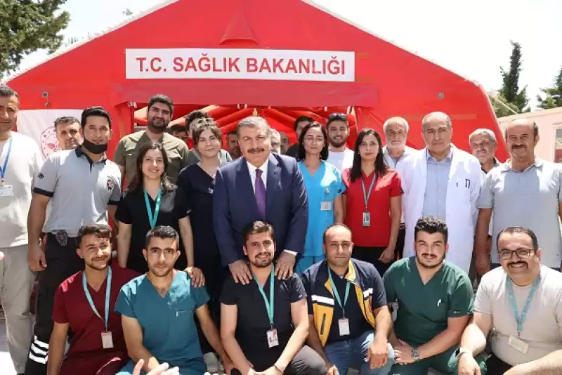 Sağlık Bakanı Fahrettin Koca, Hatay'da Incelemelerde Bulundu