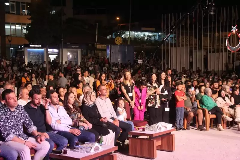Antakya Medeniyetler Korosu'ndan Hatay'da