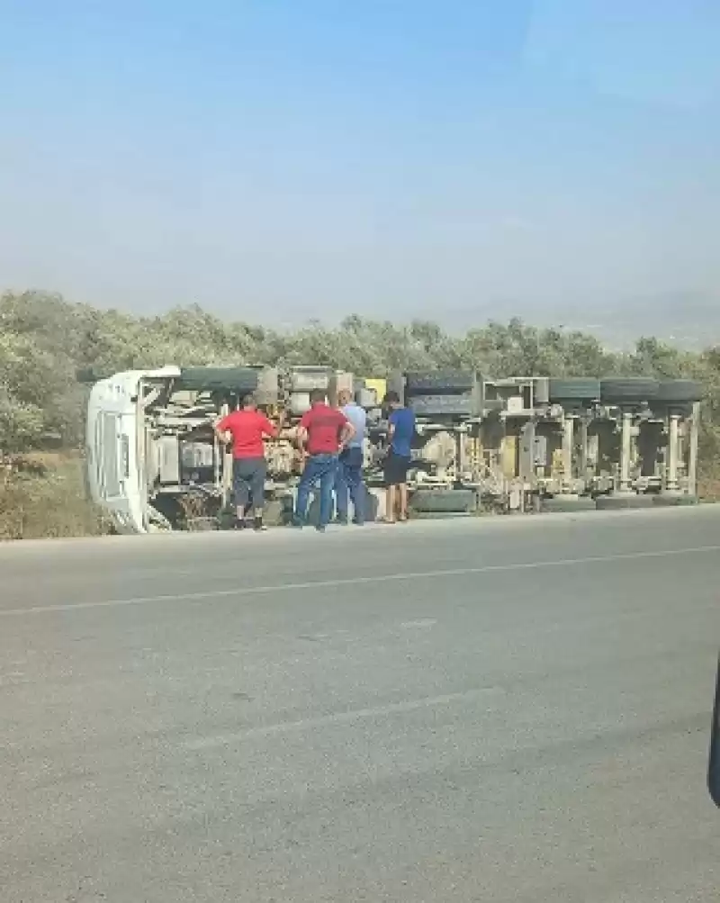 Deprem Sonrası Bu Yolda Kaza Daha çok Olmaya Başladı