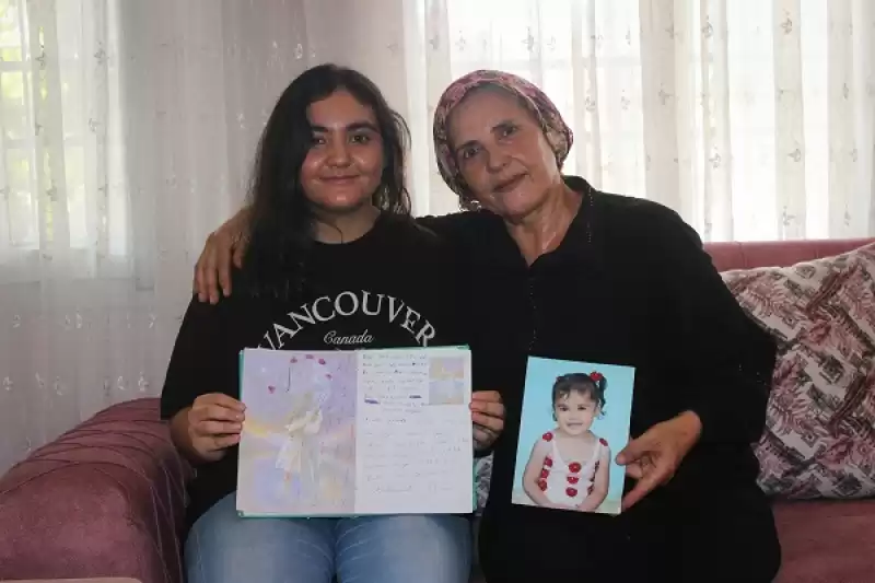 Depremzede Nazlı, Tıp Fakültesini Kazanarak Annesinin Hayalini Gerçekleştirdi