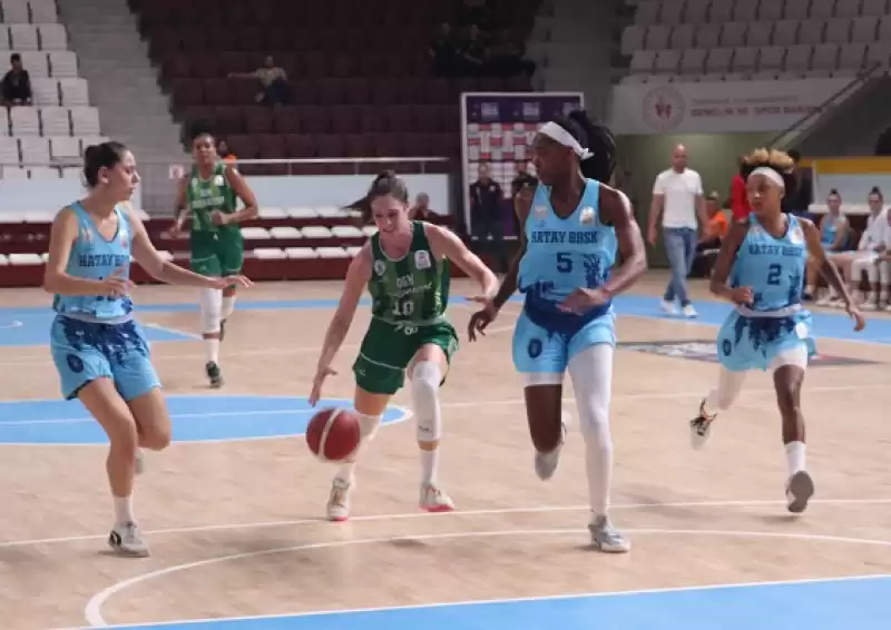 MELEKLER İLK MAÇINDA MAĞLUP OLDU