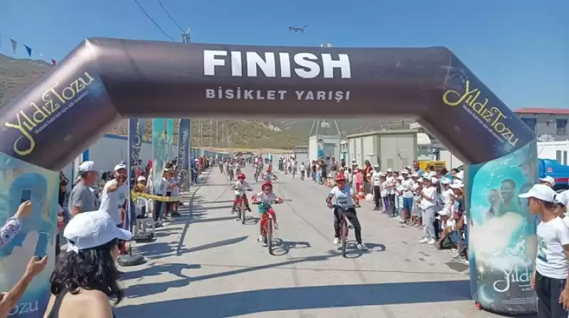 'Yıldız Tozu Deprem Kardeşliği Bisiklet Yarışması' Tamamlandı