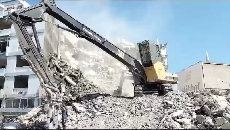 Yıkımlar Hem Ağır Gidiyor Hem çevreye Zarar Veriyor