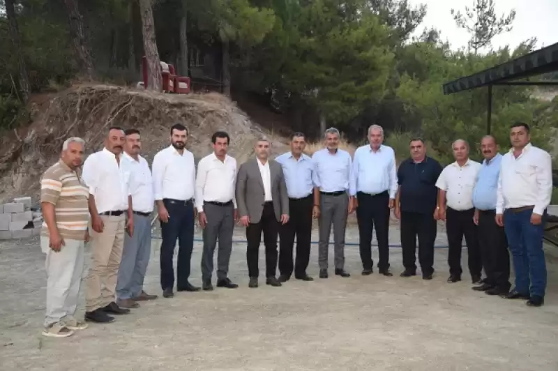 Hepimiz Taşın Altına Elimizi Koyacağız