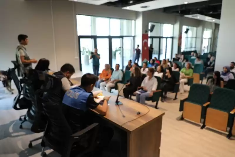 HBB Ve Il Emniyet Müdürlüğü Iş Birliği Ile Kades, Uyuma Ve Haydi Ile Ilgili Seminer