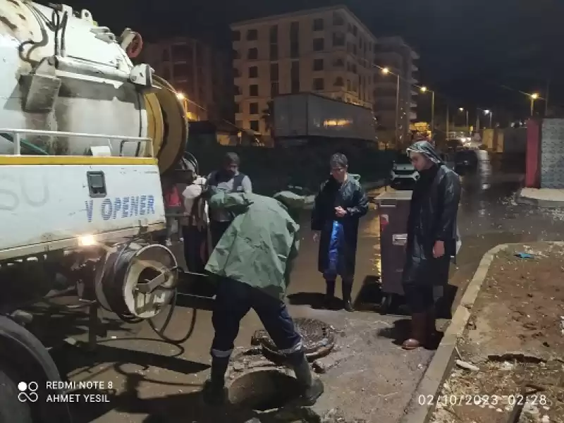 Hatay’da Metrekareye 75 Kg Yağış Düştü, Hbb 620 Personel Ile Aralıksız çalıştı