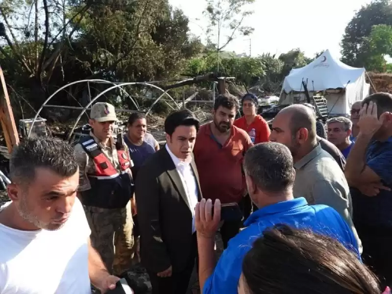 Hatay'da Yangın çıkan 5 çadırdaki Depremzedelere Destekte Bulunuldu