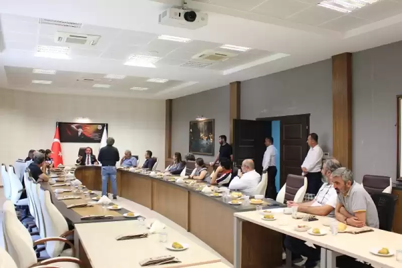 İSTE'de Teknik Ders Alan öğrencilerin Yüz Yüze Uygulamalı Eğitimleri Sürecek
