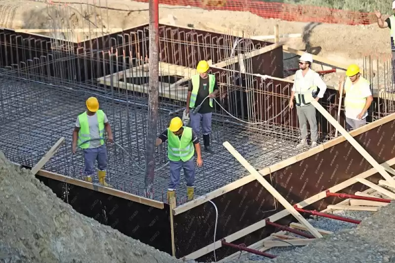 Bakan Göktaş, Hatay'da Çocuk Evleri Sitesi Temel Atma Töreninde Konuştu: