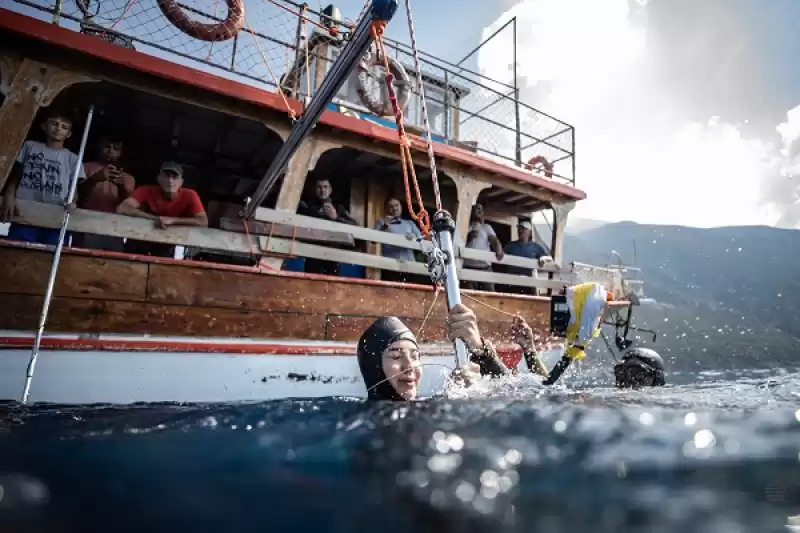 Milli Sporcu Şahika Ercümen, Nefesini 105 Metre Dünya Rekorunu Kırmak Için Tutacak