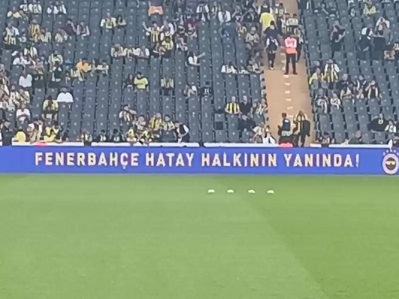 Stadın Reklam Panolarında Hatayspor'a Destek Mesajları Yağdı