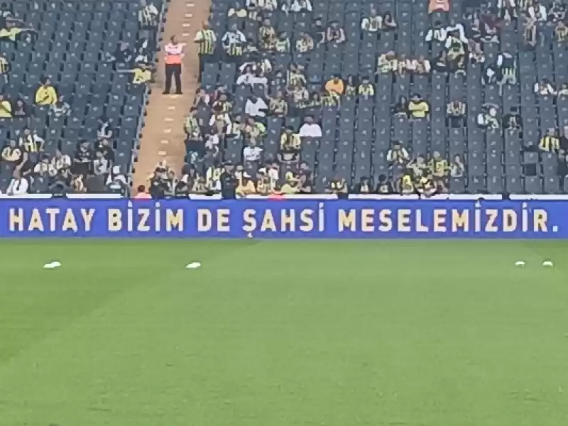Stadın Reklam Panolarında Hatayspor'a Destek Mesajları Yağdı