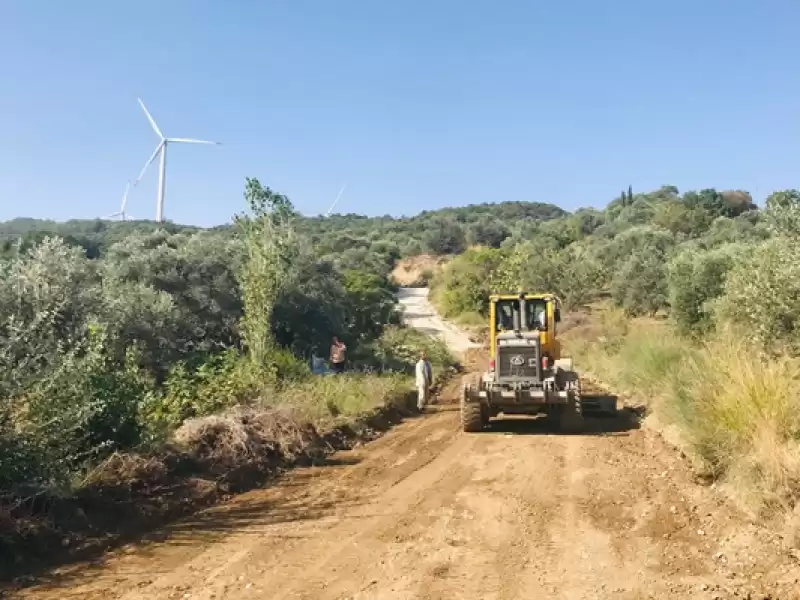 Samandağ Belediyesi, Tüm Ekipleriyle Birlikte Sahada çalışmalarını Sürdürüyor