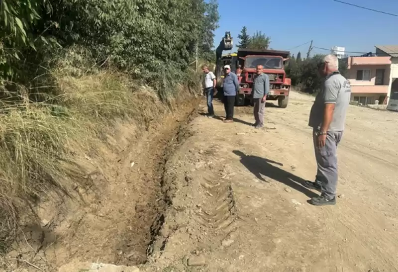 Samandağ Belediyesi, Tüm Ekipleriyle Birlikte Sahada çalışmalarını Sürdürüyor