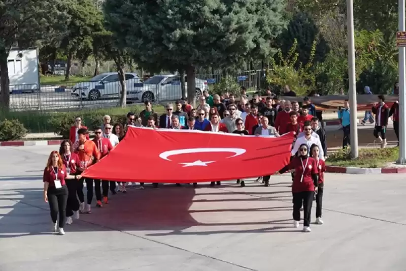 MKÜ'de 'Cumhuriyet' Coşkusu