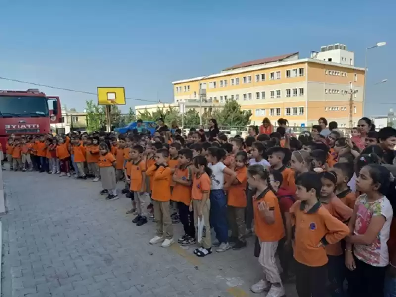 Minik çocuklar HBB İtfaiyesi’nden Yangın Bilinci Kazanıyor
