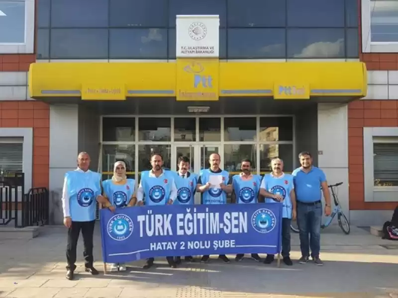 Eğitim çalışanları önlük Değil 1 Maaş Ikramiye Istiyor