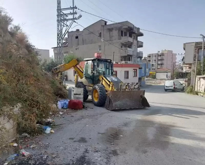 Samandağ’ın Dört Bir Yanında Yol çalışmaları Ivedilikler Sürüyor