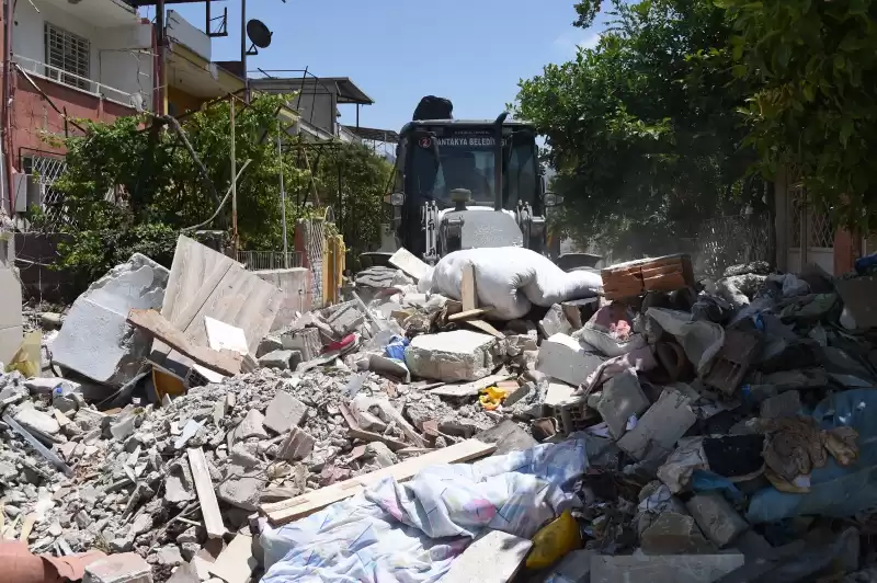 Yeniden Tertemiz Bir Antakya Için Antakya Belediyesi çalışıyor