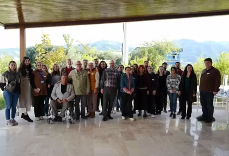 Afetten Sonra Yaşam Forumu üyeleri Arsuz'da Bir Araya Geldi