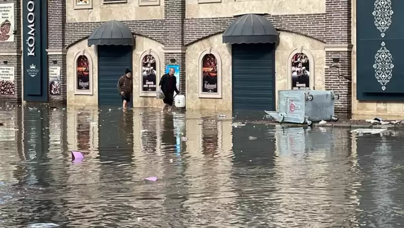 İskenderun'da 4 Okulda Eğitim öğretime Bir Gün Daha Ara Verildi