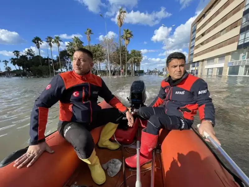 İskenderun'da 4 Okulda Eğitim öğretime Bir Gün Daha Ara Verildi