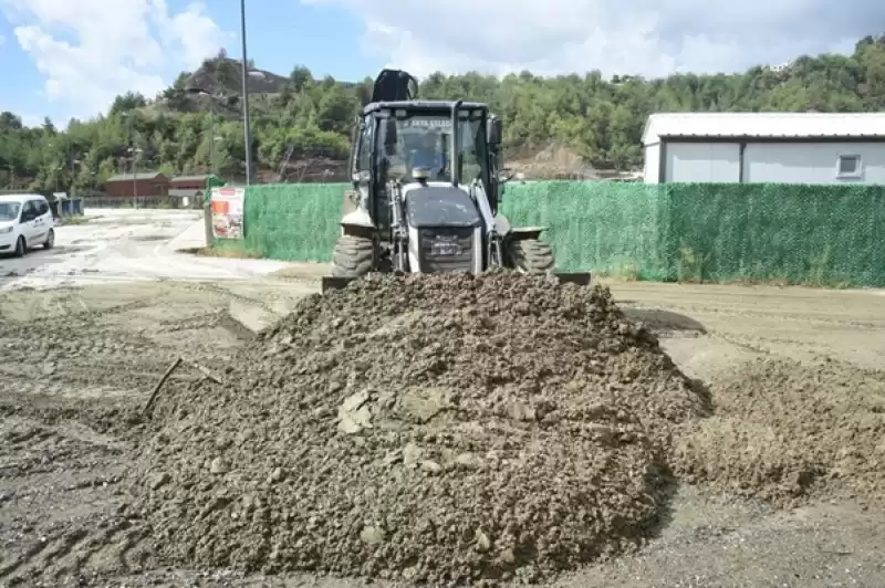 Antakya Belediyesinden Kapsamlı Temizlik çalışmaları