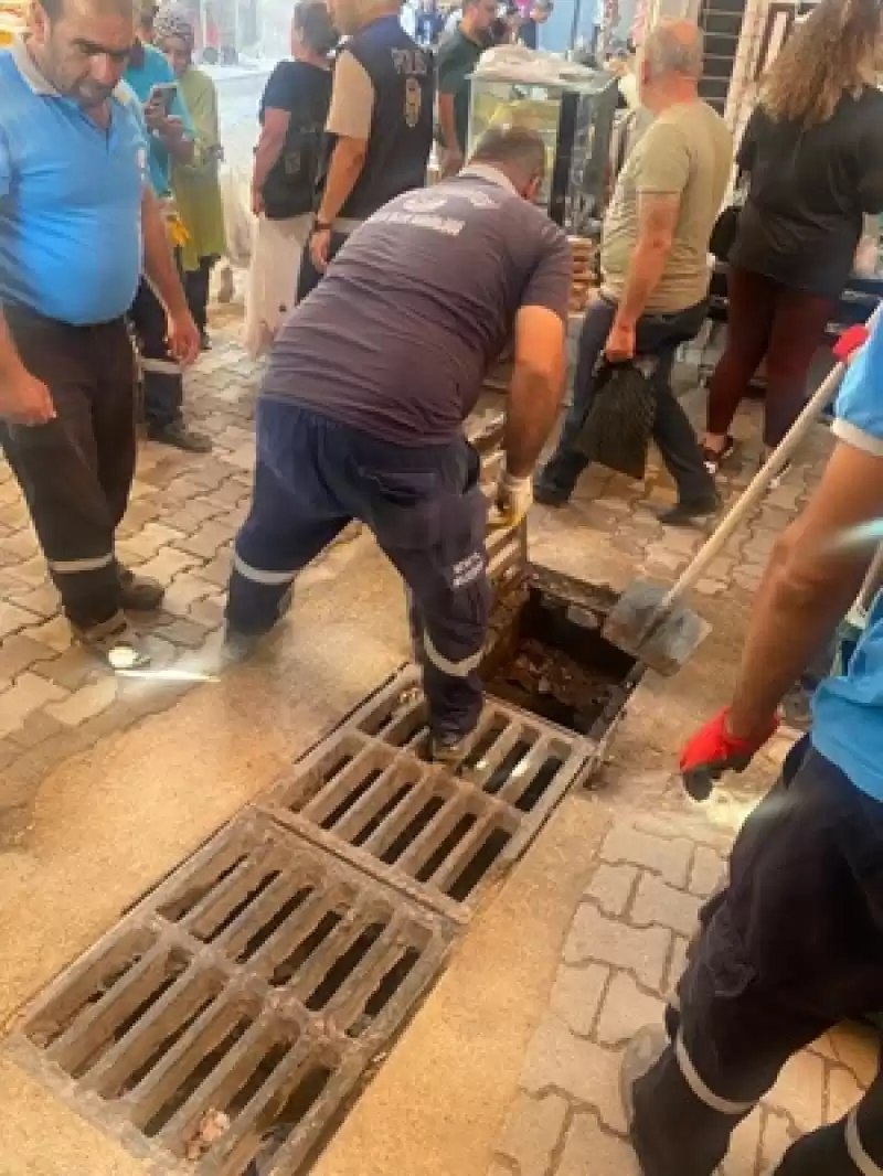 Antakya Belediyesinden Kapsamlı Temizlik çalışmaları