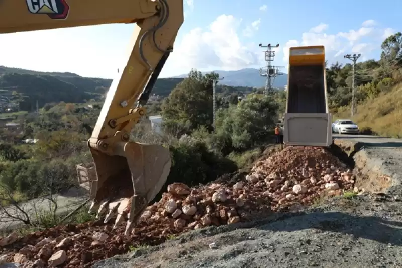 HBB Yol Yapım çalışmalarına Hız Kesmeden Devam Ediyor