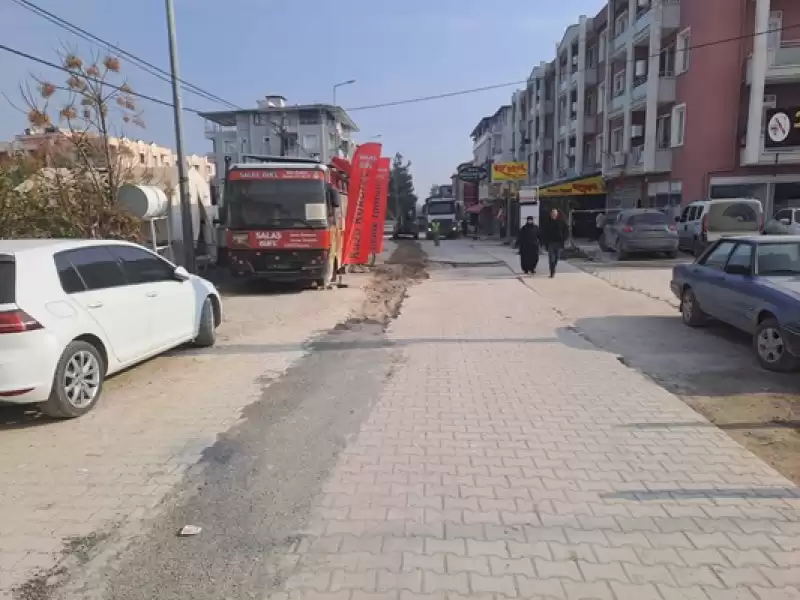 Antakya Belediyesi Yol Onarım Ve Yenileme çalışmalarını Hızlandırdı