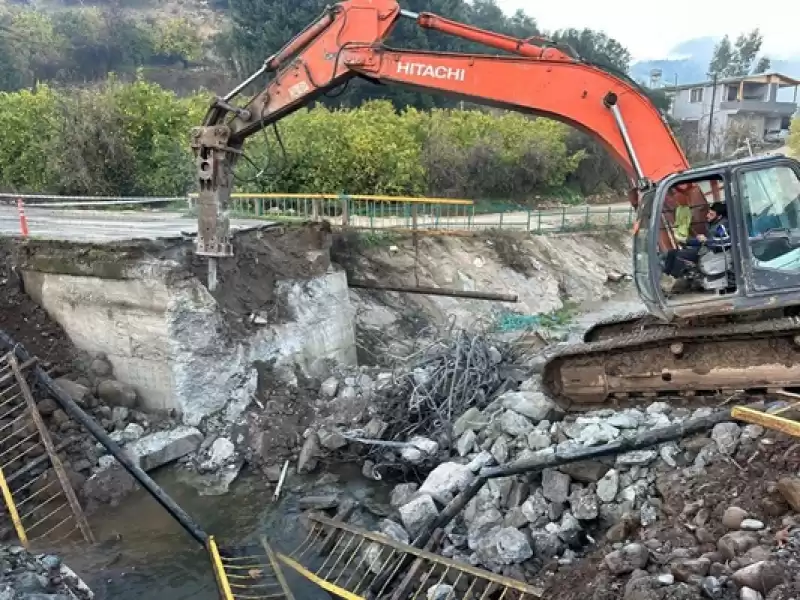 HBB Yeni Köprü Ve Yol çalışmalarına Yoğunlaştı